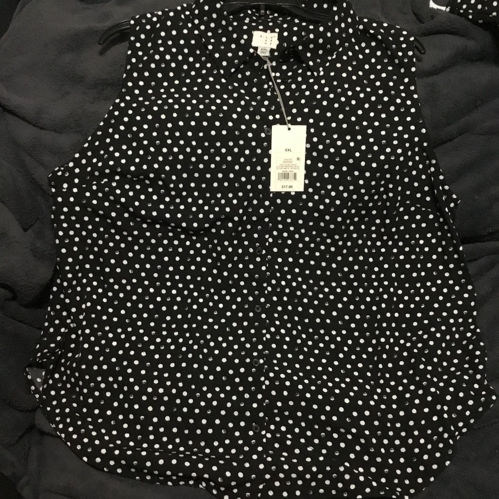A New Day Sleeveless Polka Dot Blouse/Shirt NWT